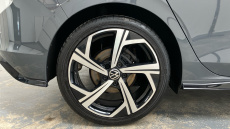 Volkswagen Golf 1.5 TSI R-Line 5dr Petrol Hatchback
